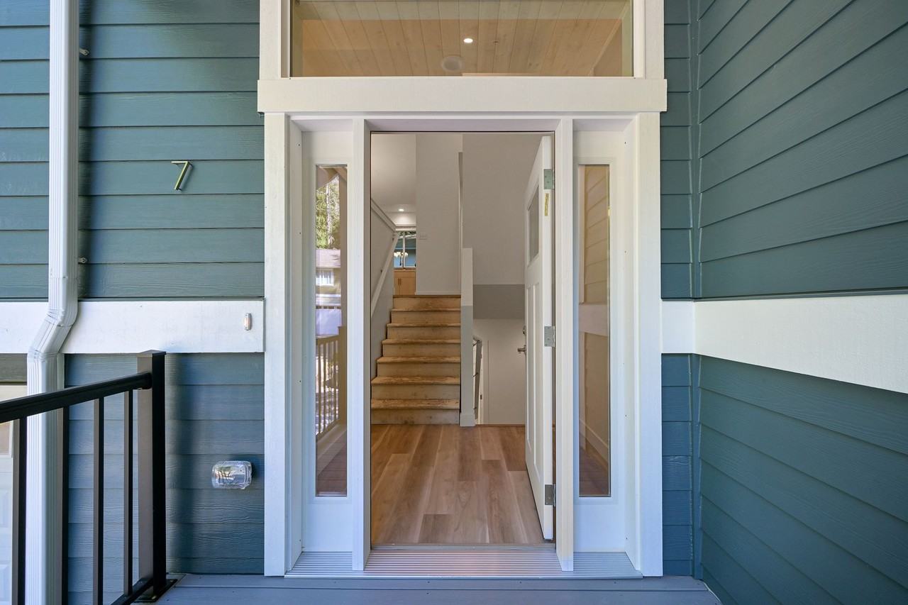 7 Stable Ln - Photo 3 of 31