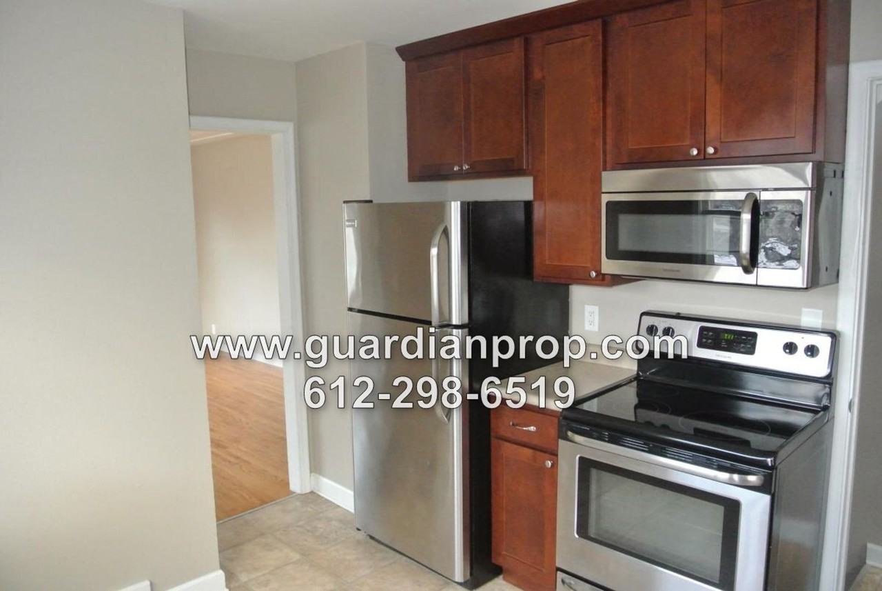 1789 Blair Ave - Photo 3 of 12