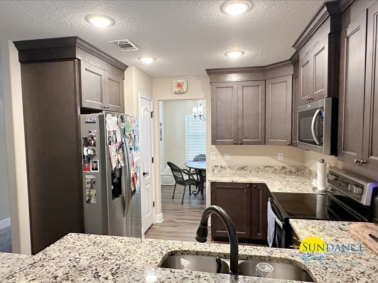 2961 N 14th Ave - Photo 5 of 16