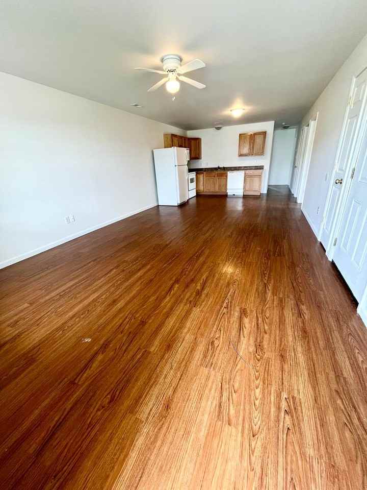 24 Liberty Ln - Photo 2 of 10