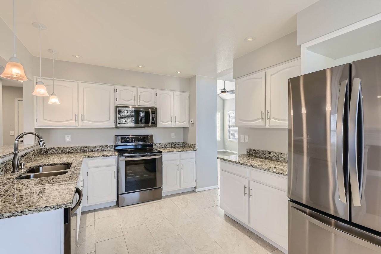 447 W Jamison Pl - Photo 2 of 11