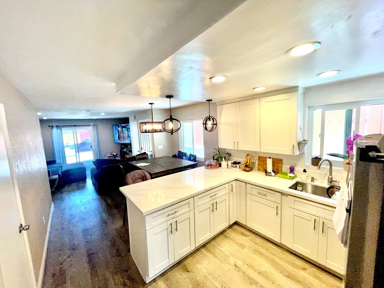 420 Ramona Ave - Photo 2 of 15