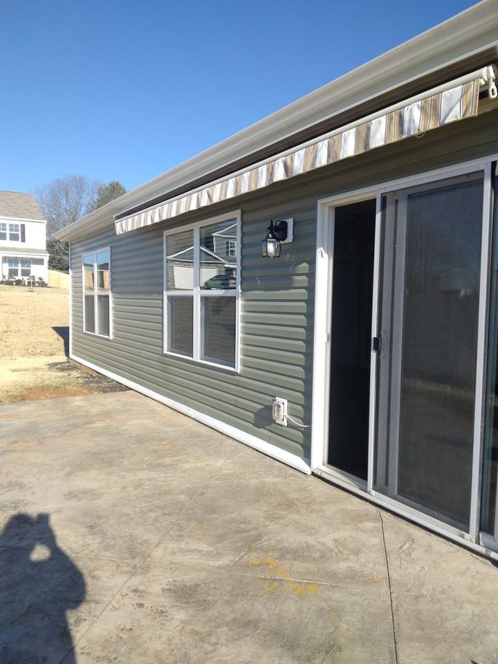 220 Greene Ln - Photo 3 of 50