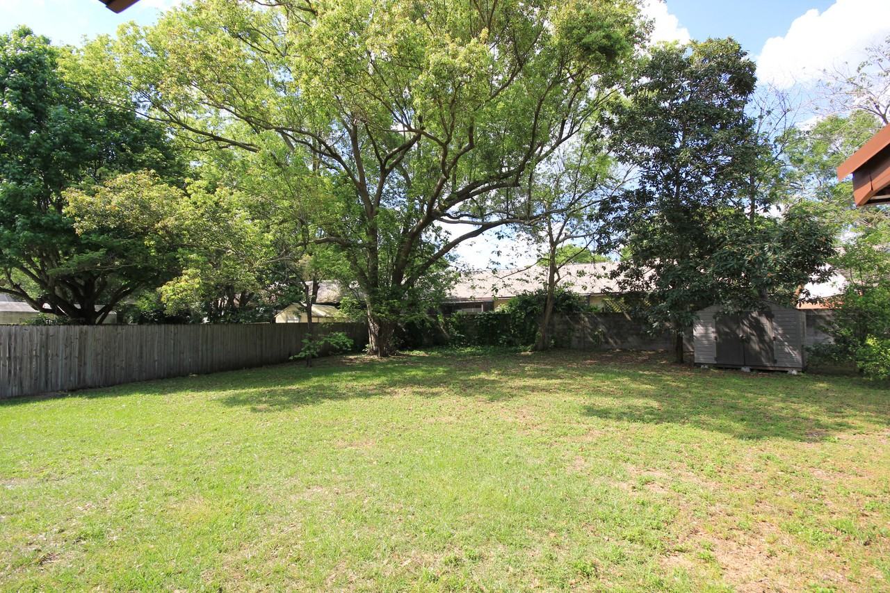 1721 W Barclay Rd - Photo 2 of 11