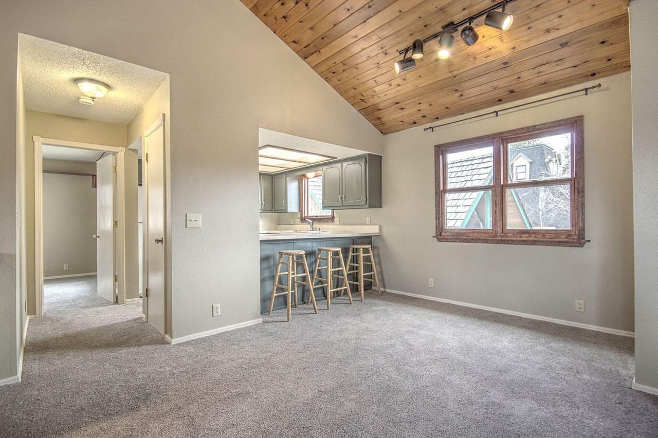 455 Lincoln Ave - Photo 5 of 29
