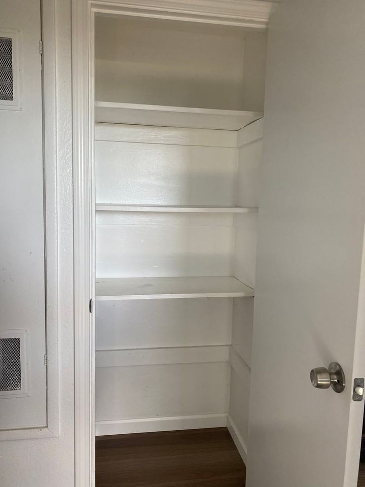 127 Morningstar Ave - Photo 2 of 14