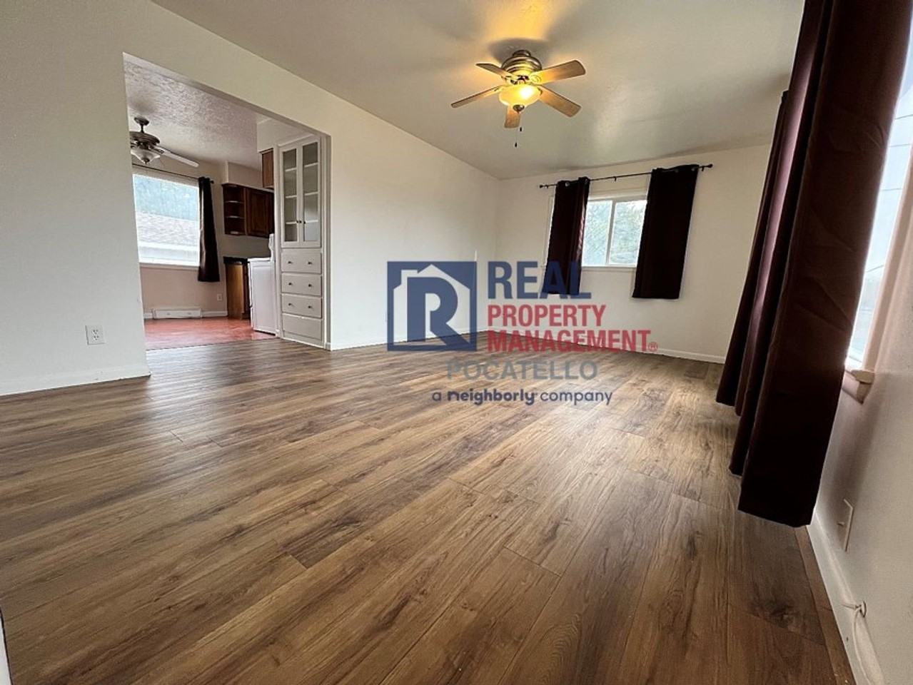 1154 W Eldredge Rd - Photo 3 of 35