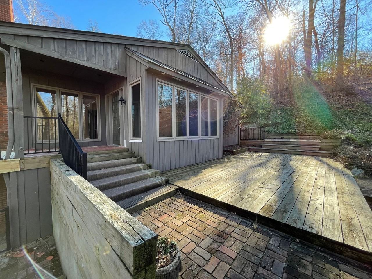 3400 Woodside Rd - Photo 2 of 38