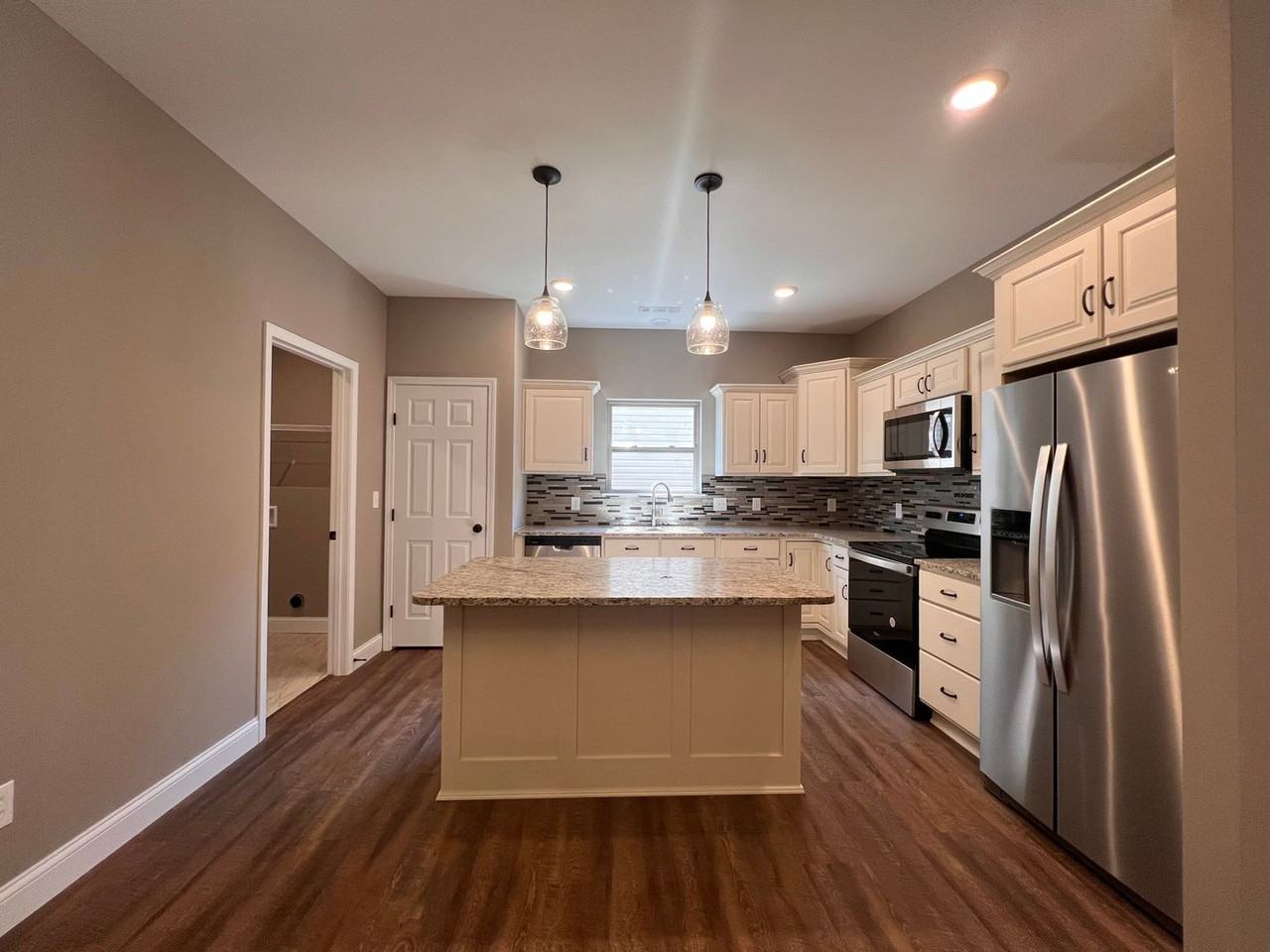 313 Deer Field Ridge Dr - Photo 2 of 8