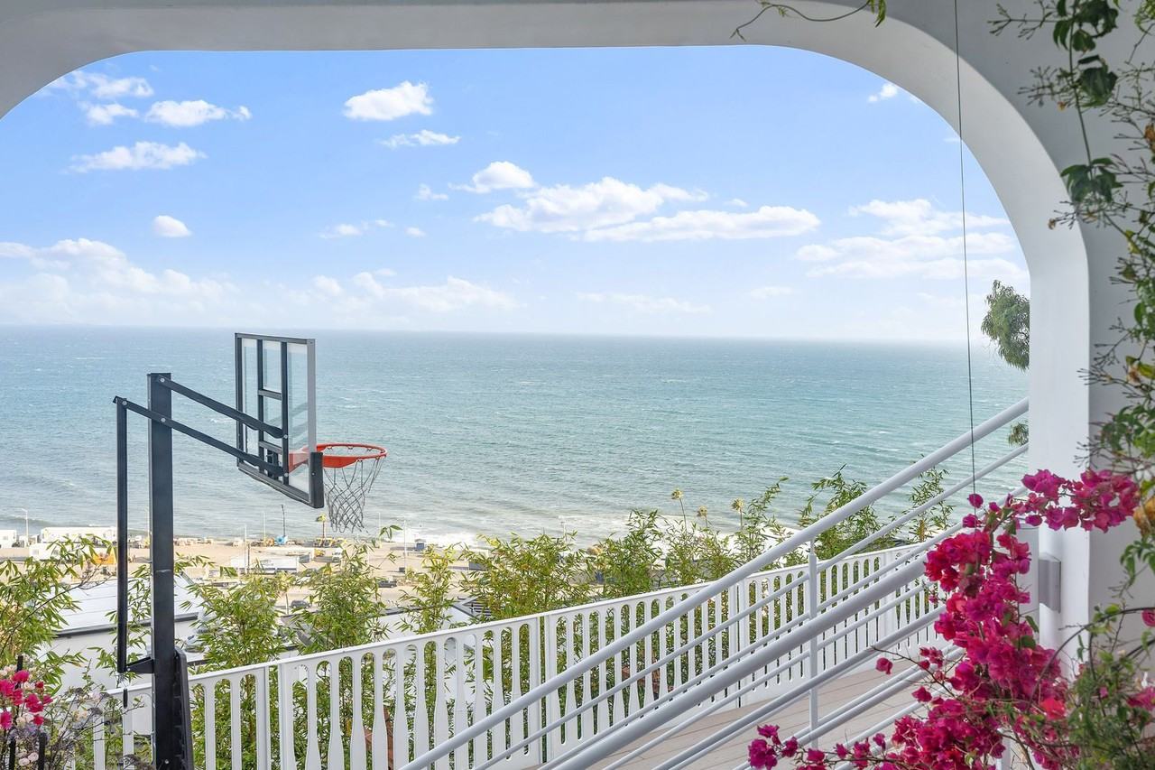 17440 Revello Dr - Photo 4 of 22