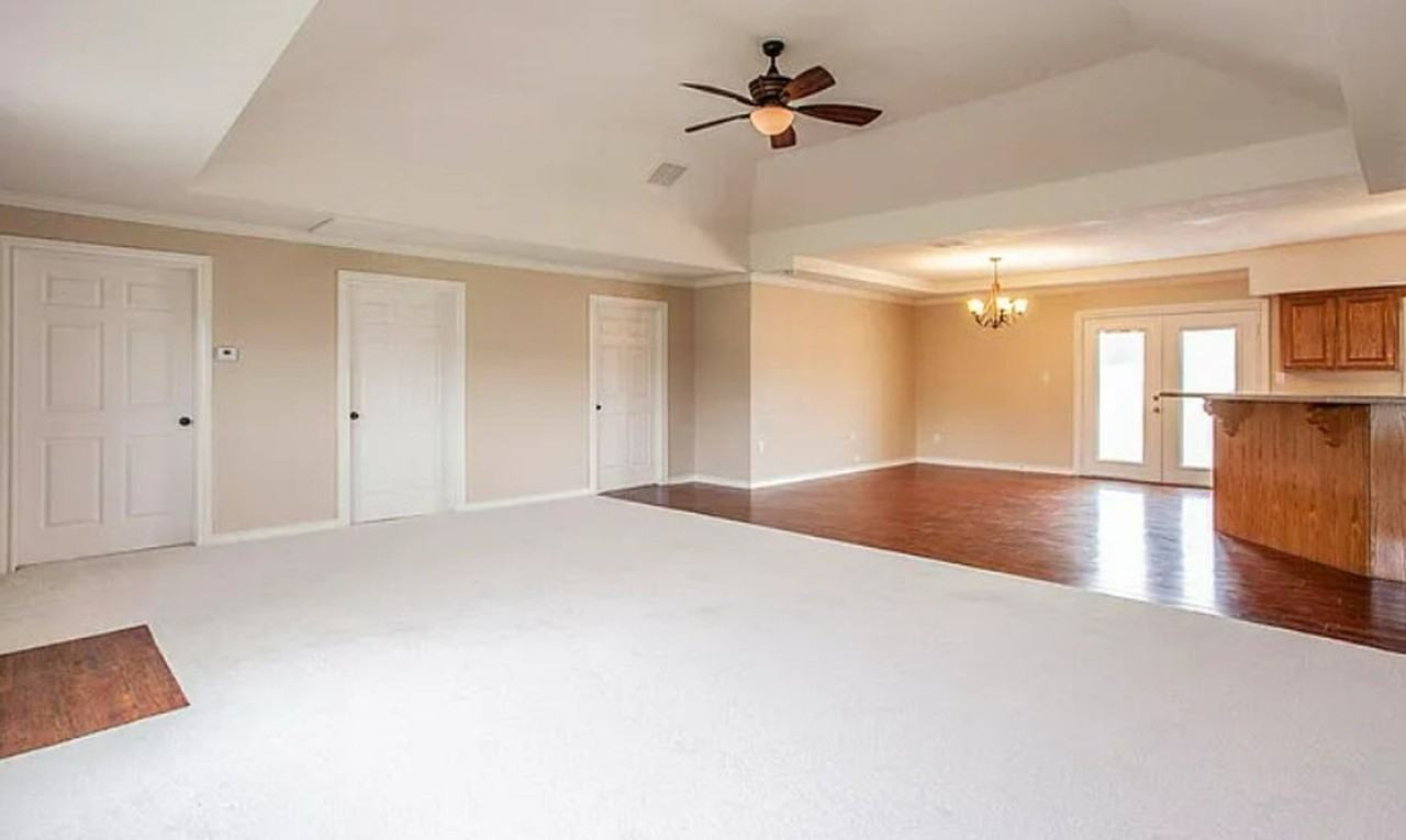 104 Hidden Valley Rd - Photo 3 of 15