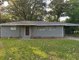 1670 Kentwood Dr - Photo 1 of 1