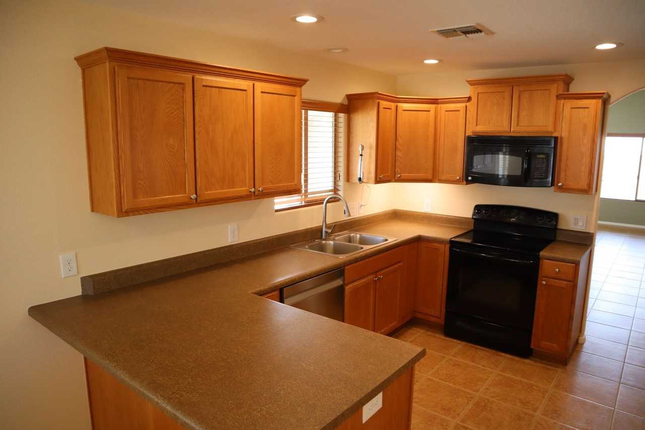 4529 Big Bend St - Photo 7 of 50
