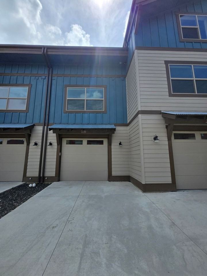 206 Broken Pine Ln - Photo 2 of 12