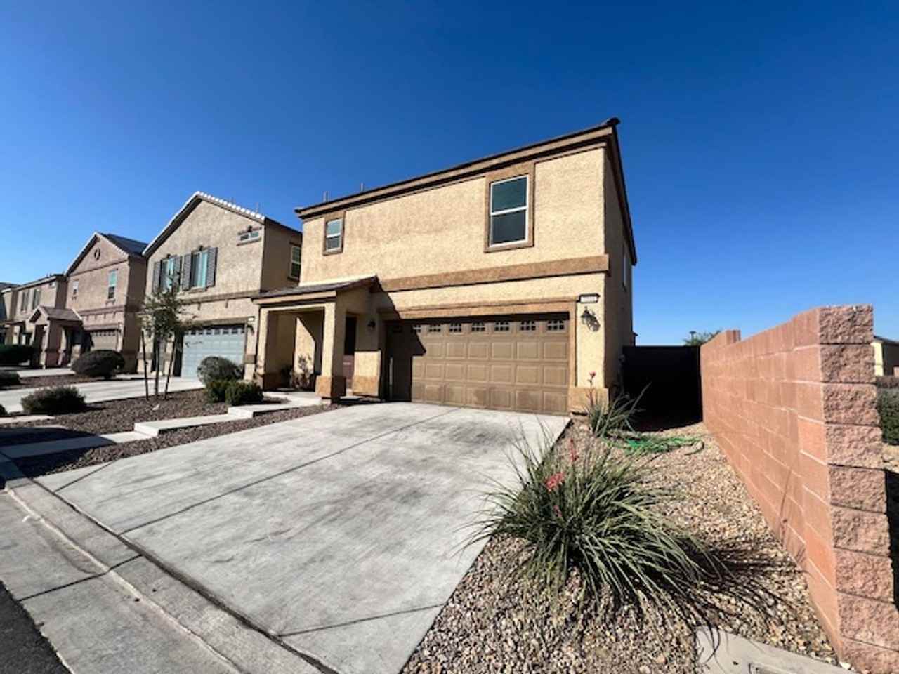 4944 Quiet Morning St - Photo 3 of 37