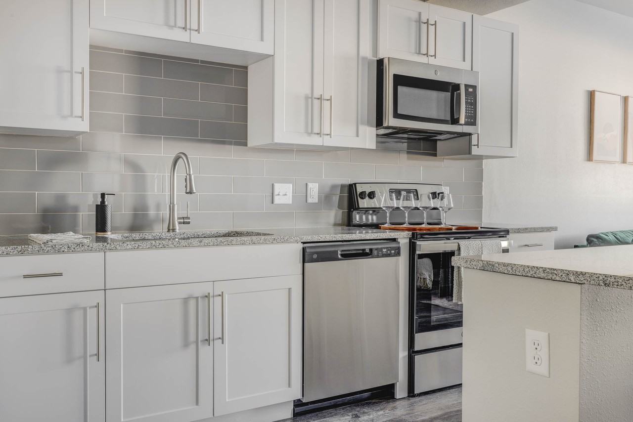 Copper 87 - Photo 7 of 44