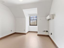 featured image of 202 Steeples Blvd