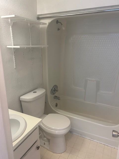 106 Oak St #106 - Photo 7 of 10