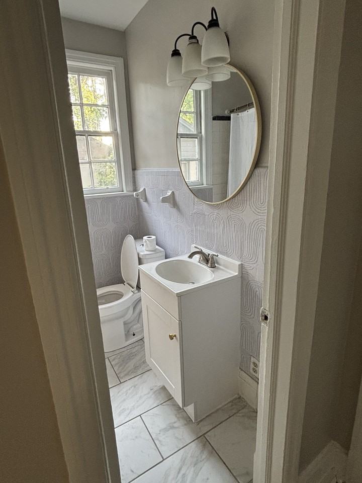 4625 Oxford Rd #4625 - Photo 5 of 12