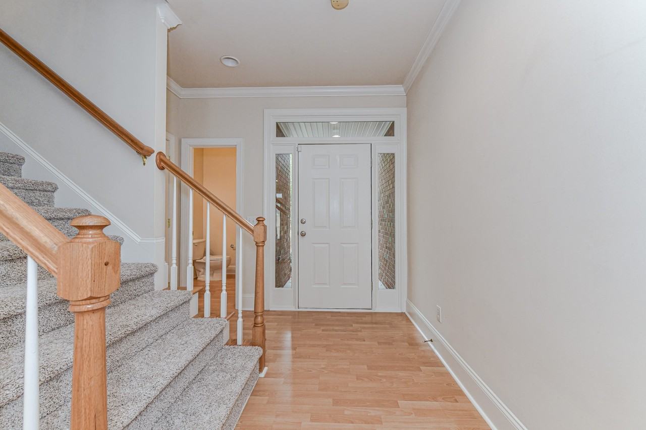 3420 Archdale Dr - Photo 3 of 32