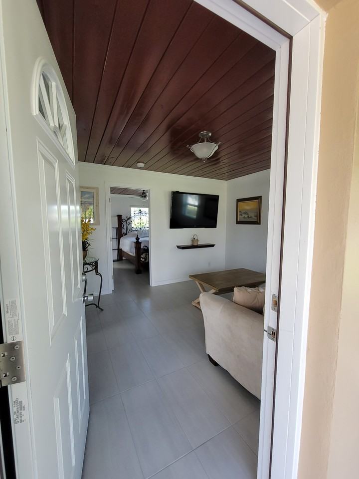 10284 Pennsylvania Ave #NA - Photo 6 of 12