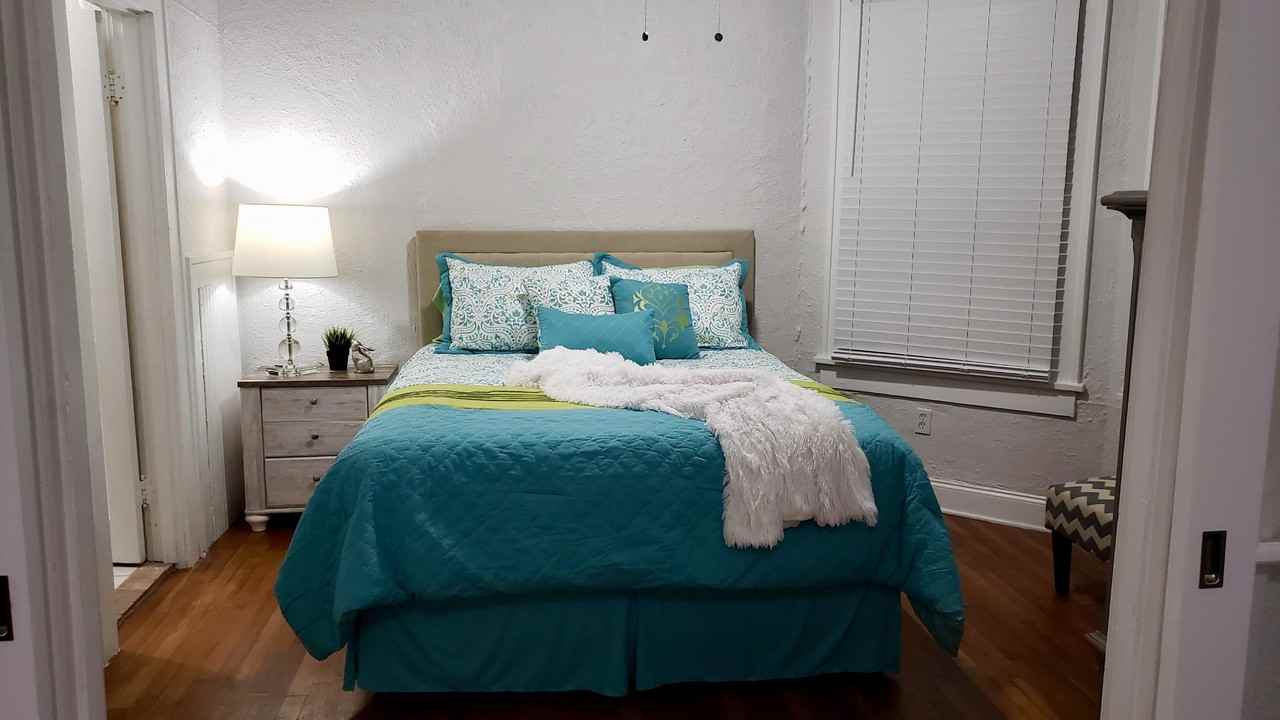407 S Melville Ave #10 - Photo 2 of 5