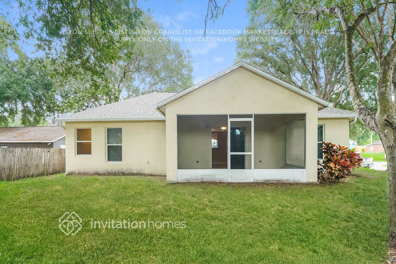 7314 Carillon Ave - Photo 7 of 9