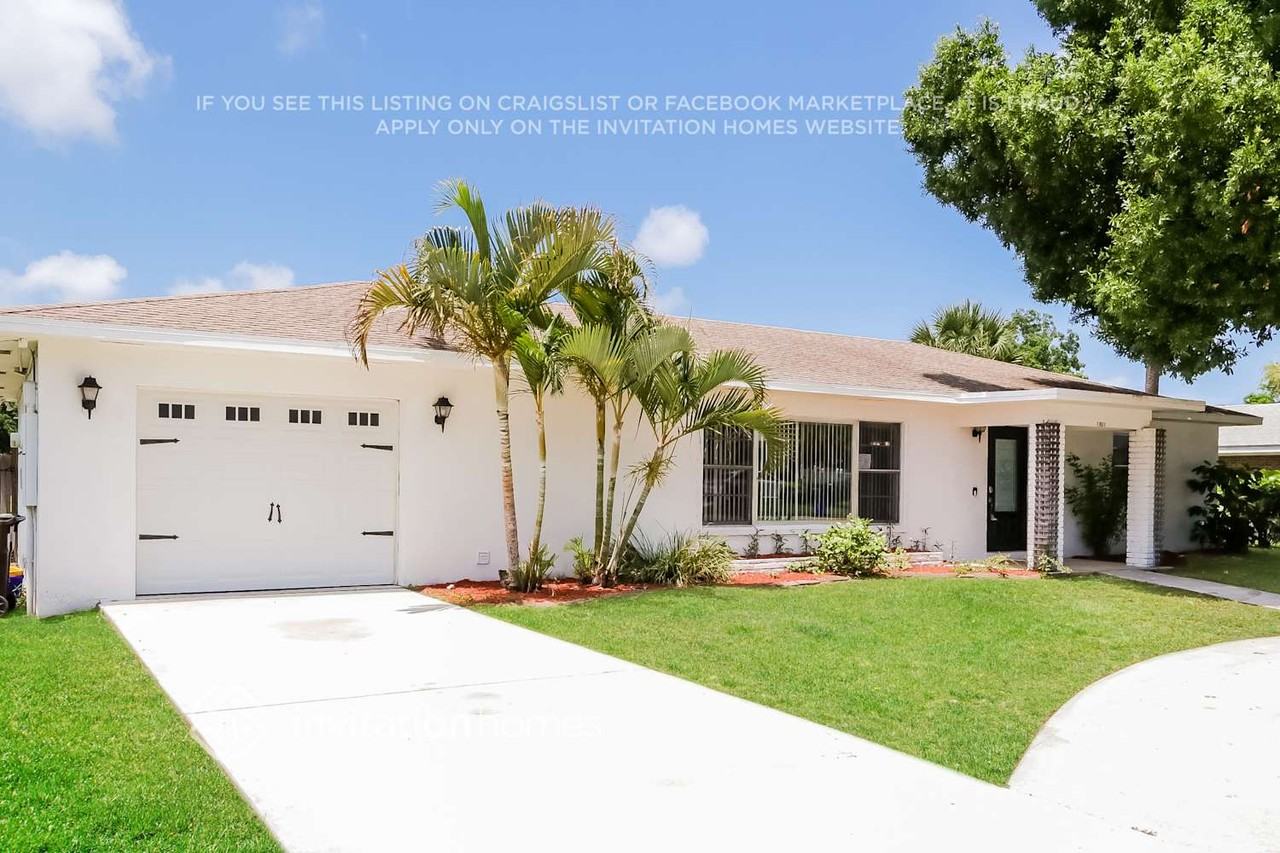 1901 Carissa Rd - Photo 3 of 17