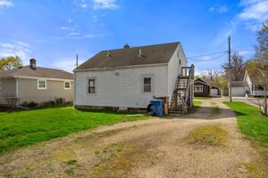 featured image of 816 Roosevelt St