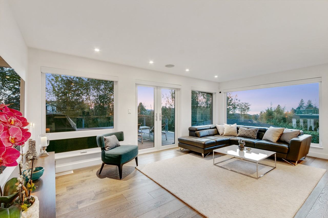 2242 Jefferson Ave #1 - Photo 2 of 29