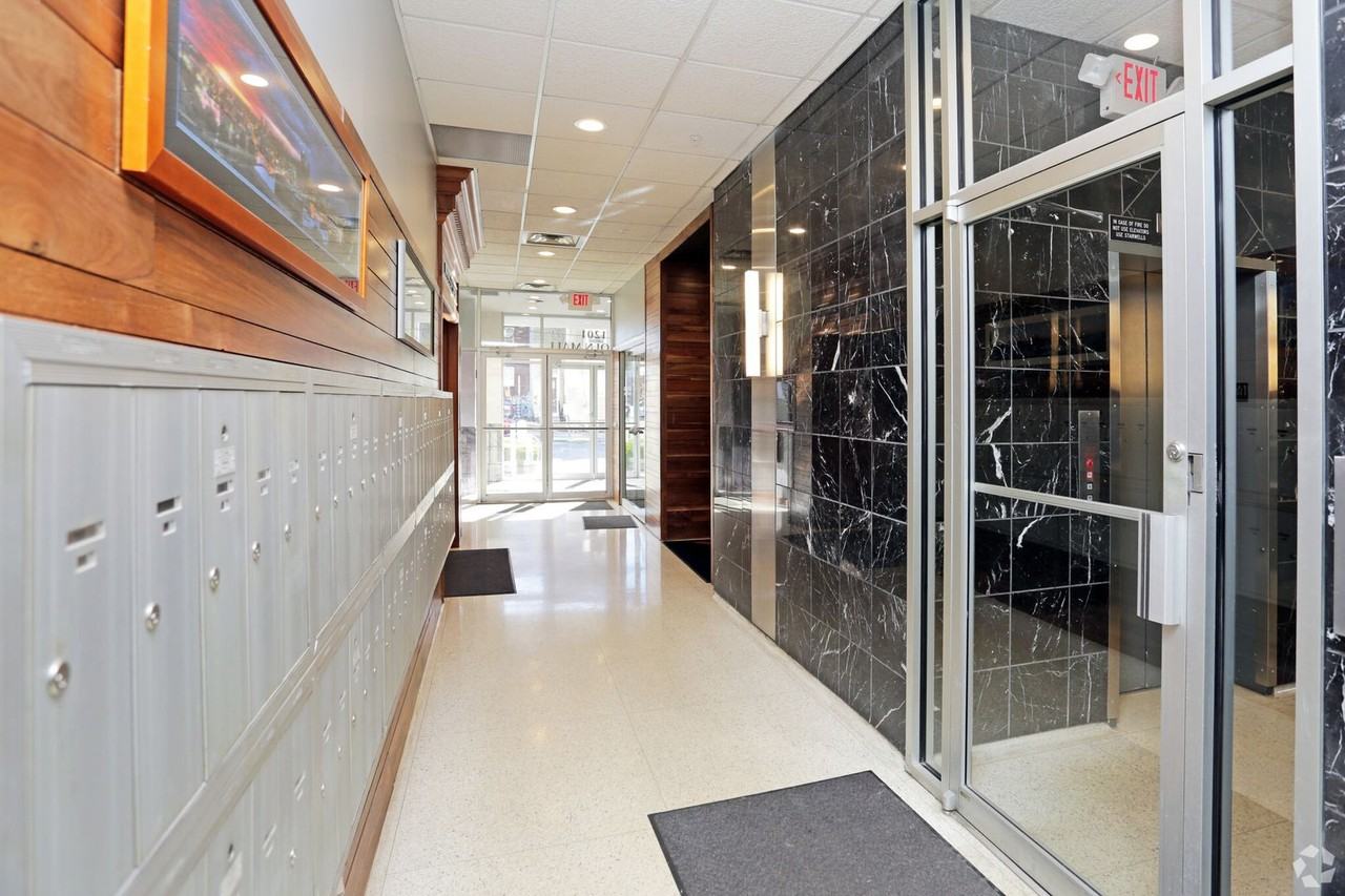 Century House - Photo 7 of 37