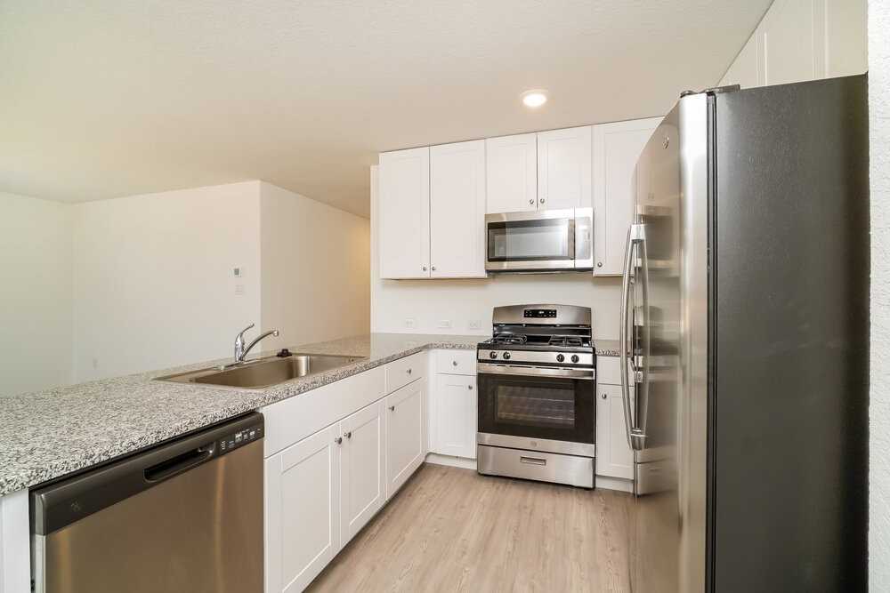 1221 White Willow - Photo 5 of 14