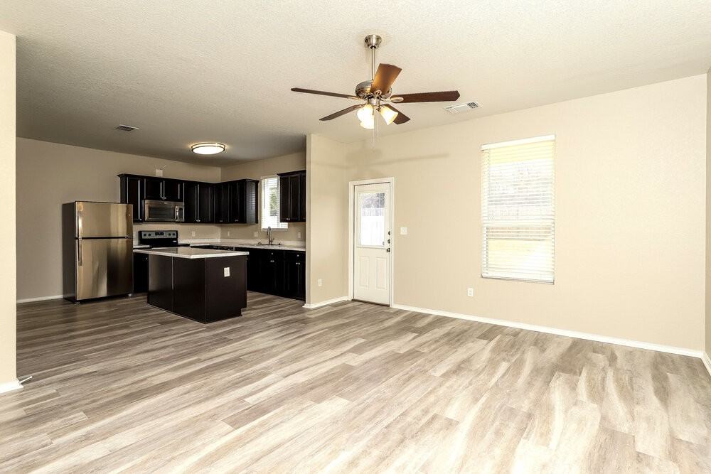 10210 Castello Cyn - Photo 5 of 17