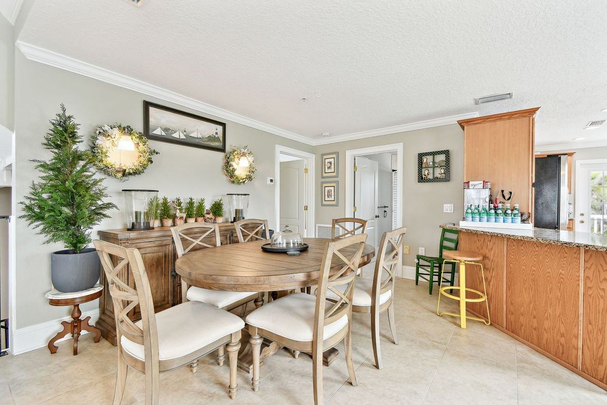 16033 Gulf Blvd - Photo 3 of 6