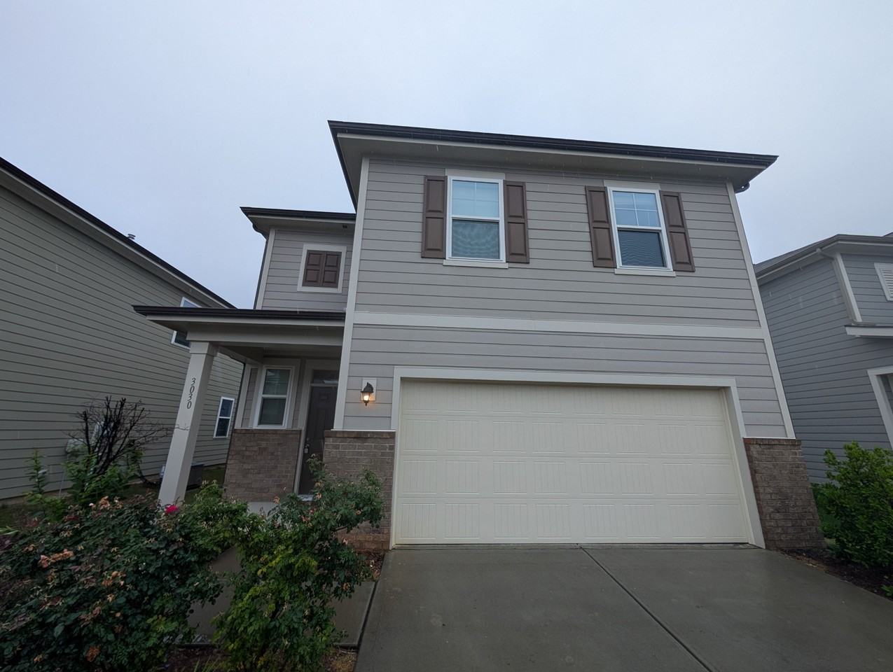 3030 Eastcott Ave - Photo 2 of 27