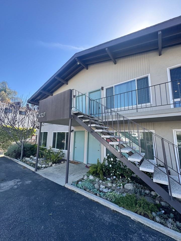 4327 Inglewood Blvd - Photo 6 of 6