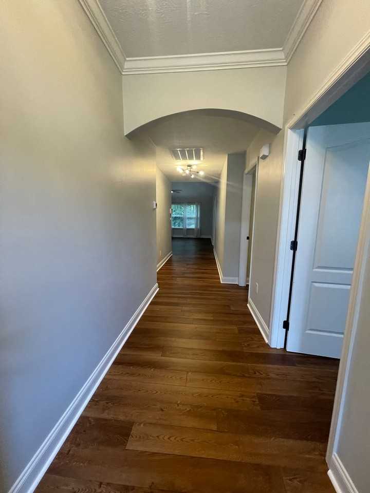 162 River Garden Ct - Photo 4 of 21