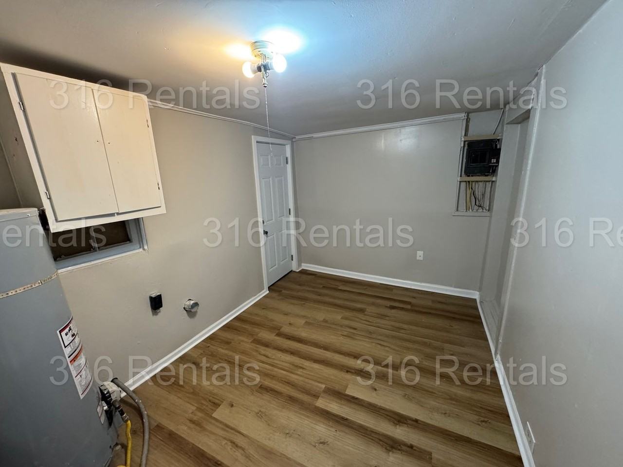 1011 N High St - Photo 3 of 8