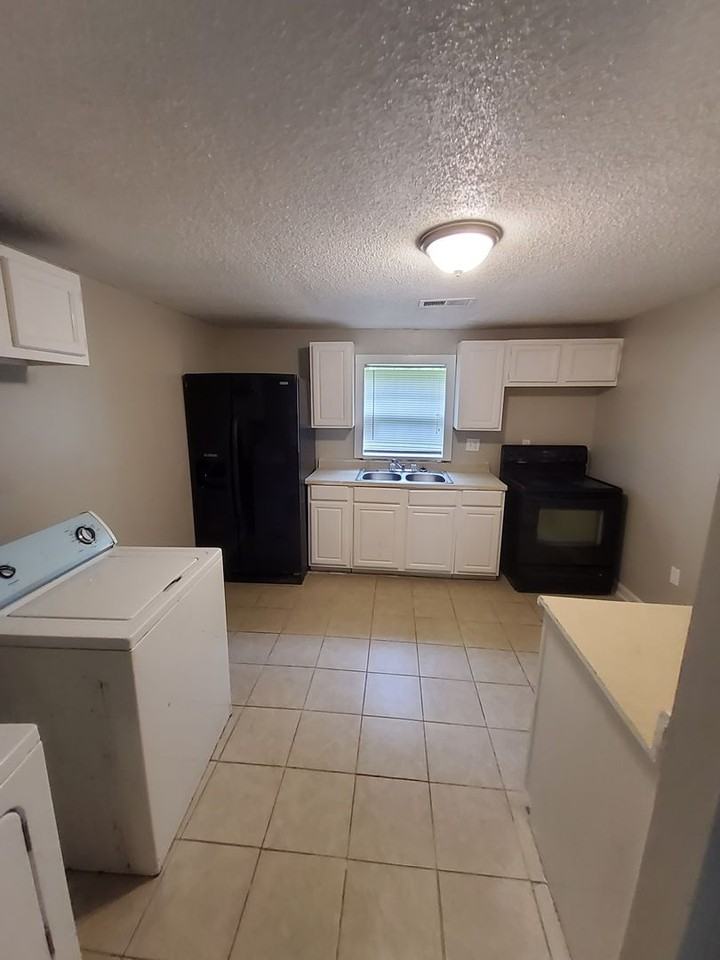 783 Nonconnah Rd - Photo 2 of 6