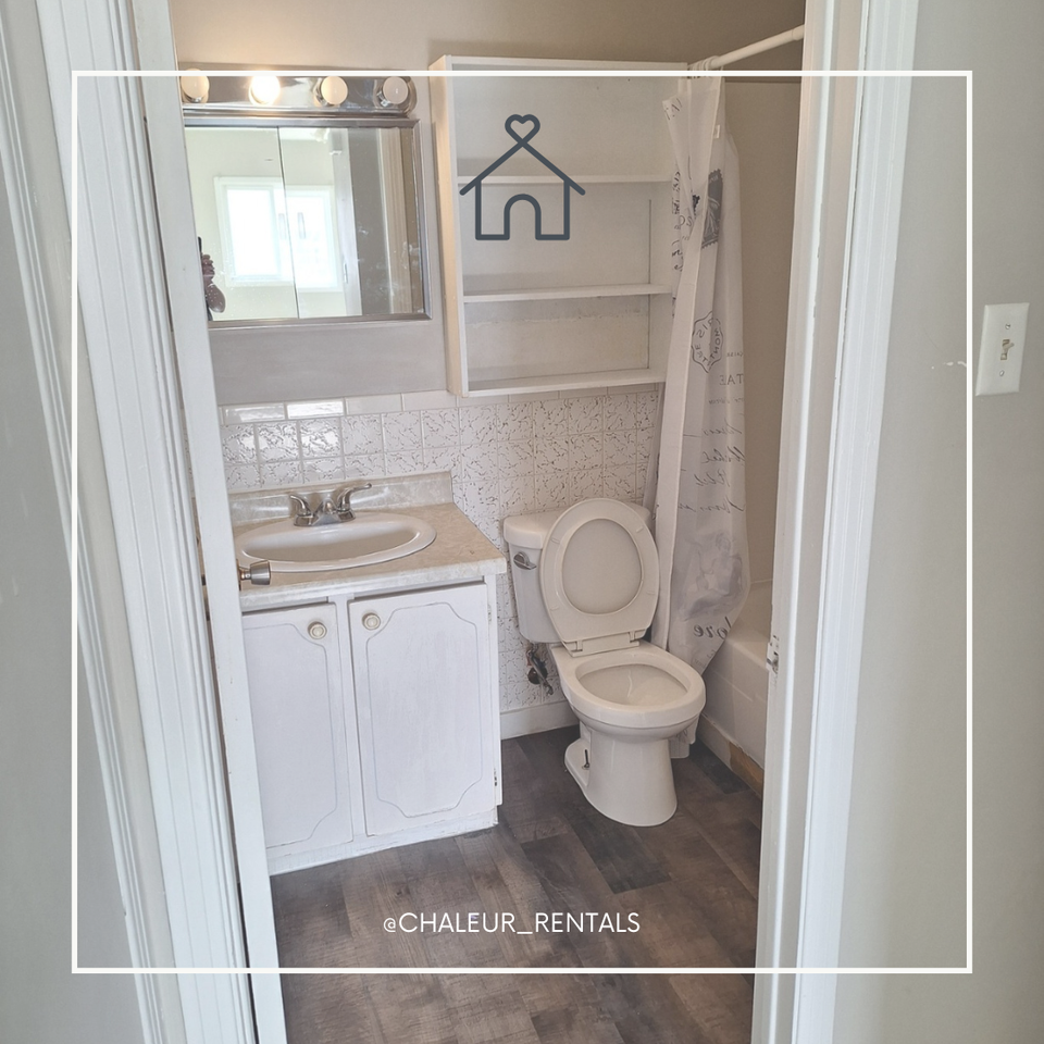 555 Appleby St #15 - Photo 5 of 7