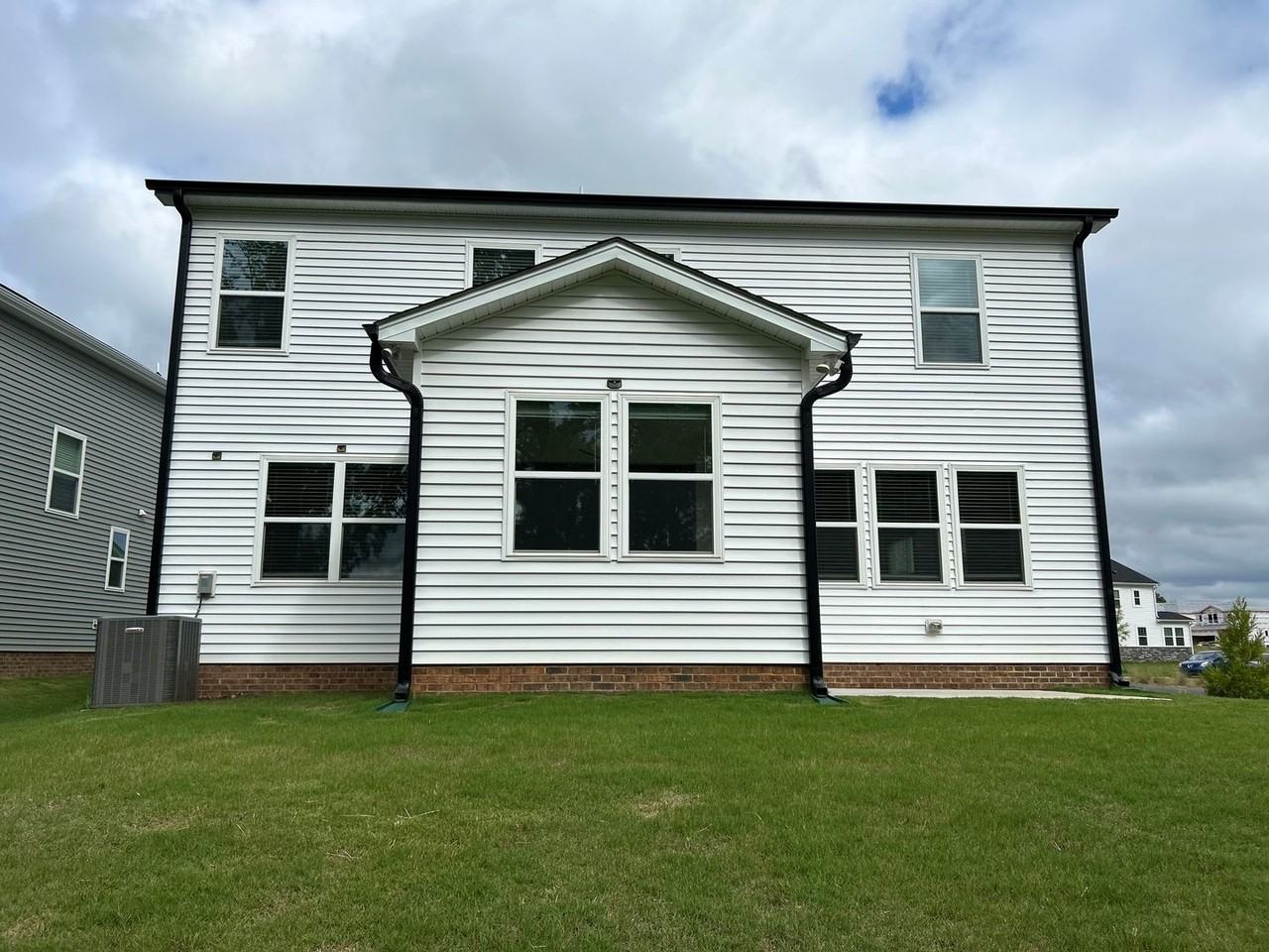 156 Sargents St - Photo 3 of 50