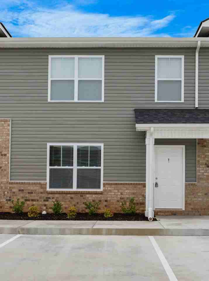 2201 Eldos Trace Cir - Photo 4 of 27