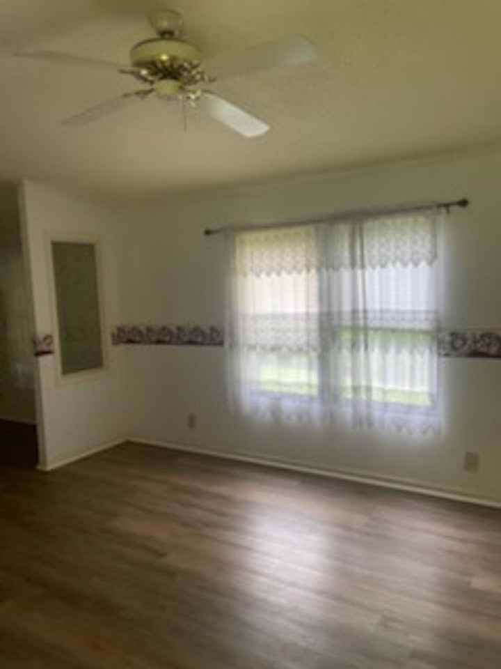 671 Limeberger Creek Rd - Photo 5 of 15