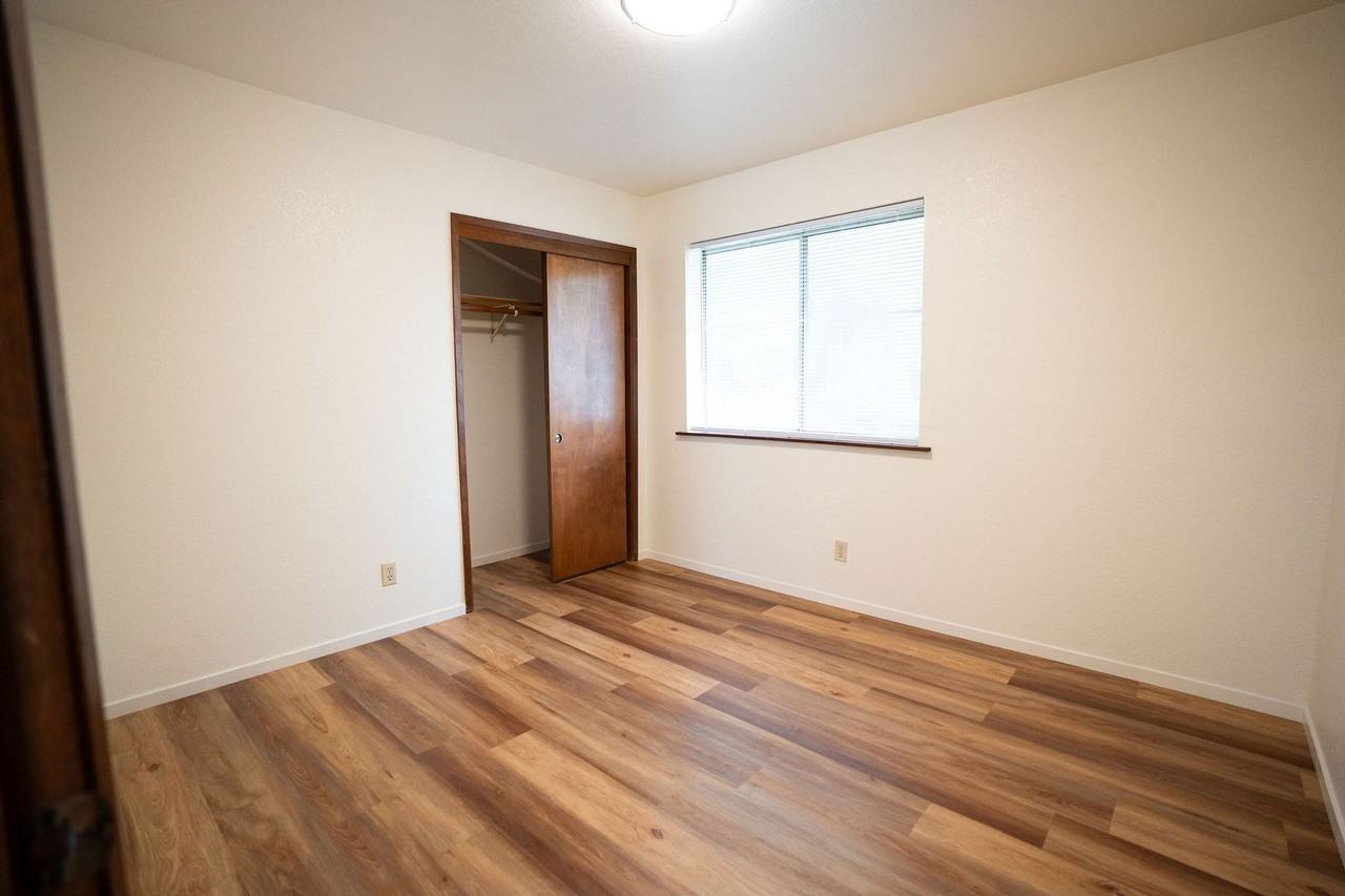 2709 Green Briar Ln #A - Photo 6 of 11