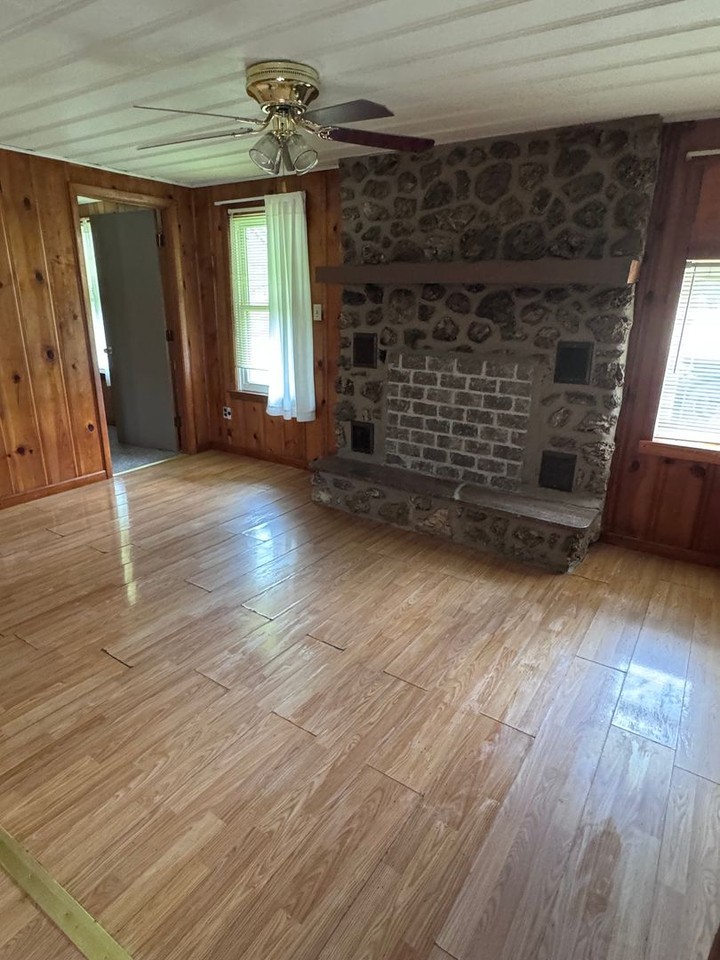 128 Plattner Ave - Photo 2 of 20