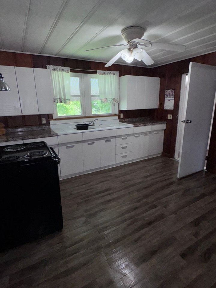 128 Plattner Ave - Photo 5 of 20