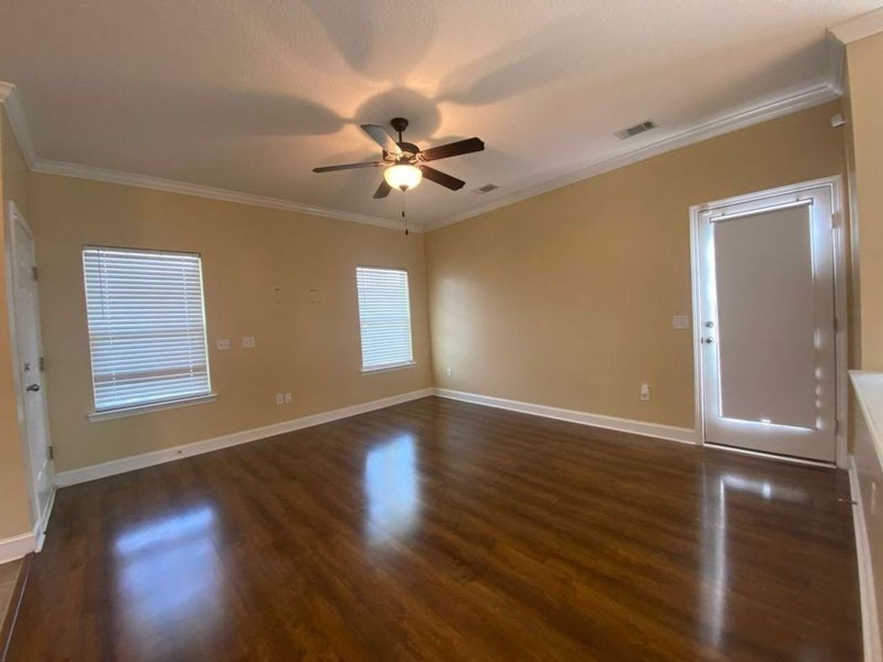 116 Brasher Dr - Photo 4 of 26