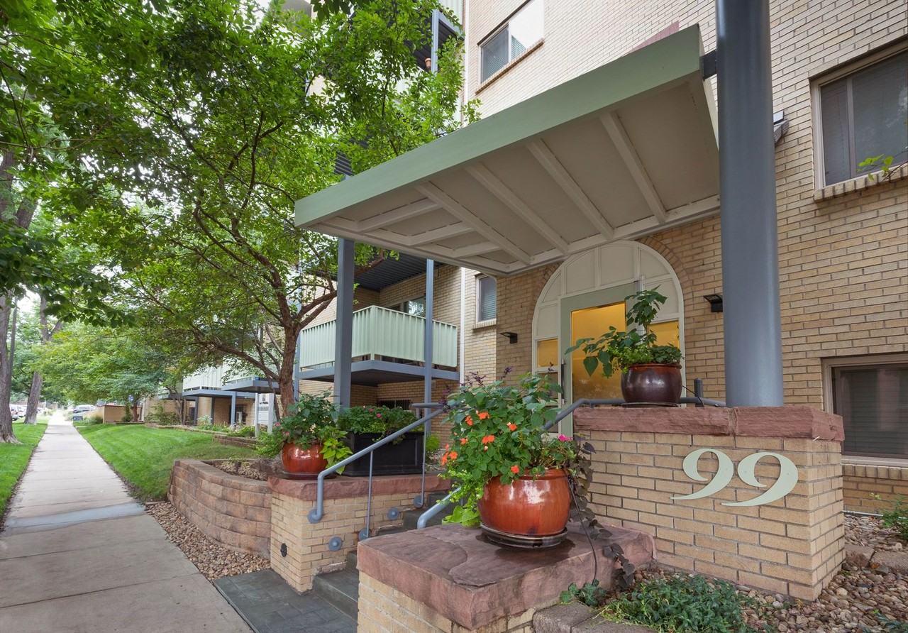 La Fonda Apartments - Photo 2 of 20