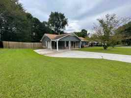 featured image of 20 Southern Woods Dr Ne