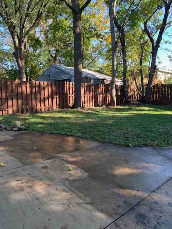 419 Sieber Ave - Photo 3 of 12